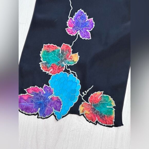 Vintage hand painted silk scarf fall leafs open work - black 10” x 64” - Picture 3 of 5